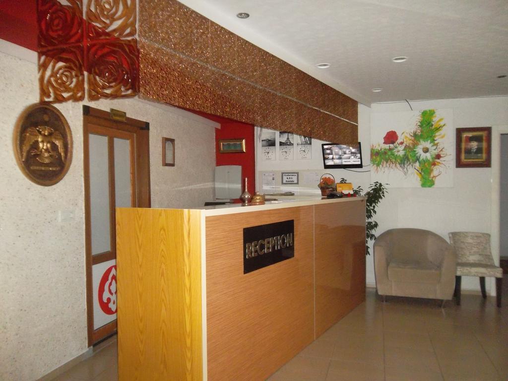 Konak Hotel Mut Exterior photo