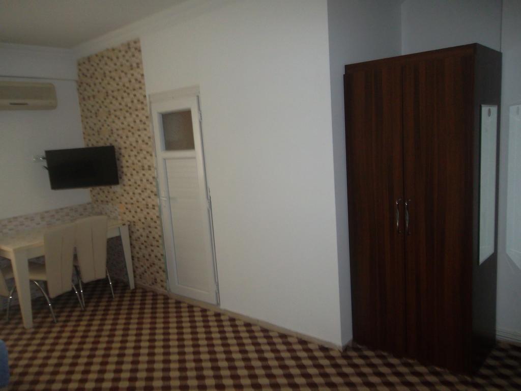 Konak Hotel Mut Exterior photo