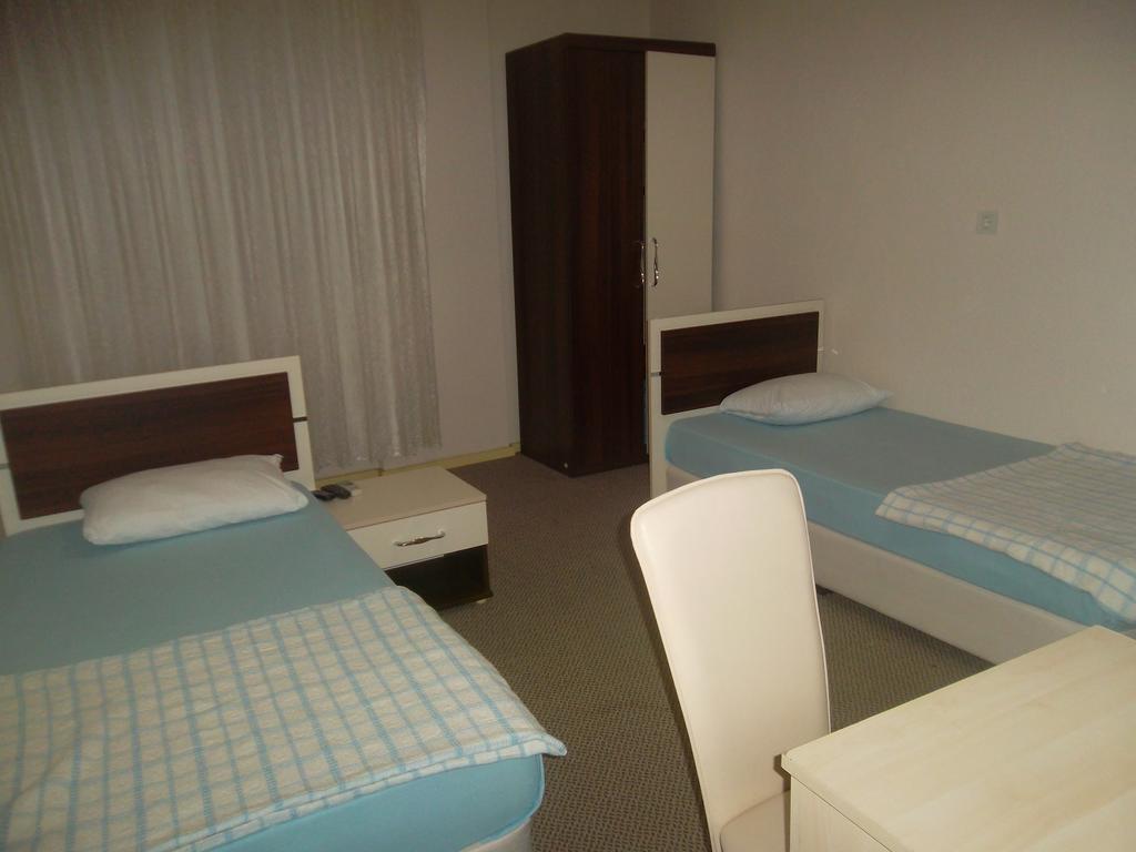 Konak Hotel Mut Exterior photo